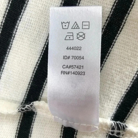 LOFT Hummingbird Bell Sleeve Black & White Striped Top NWOT - Picture 7 of 7